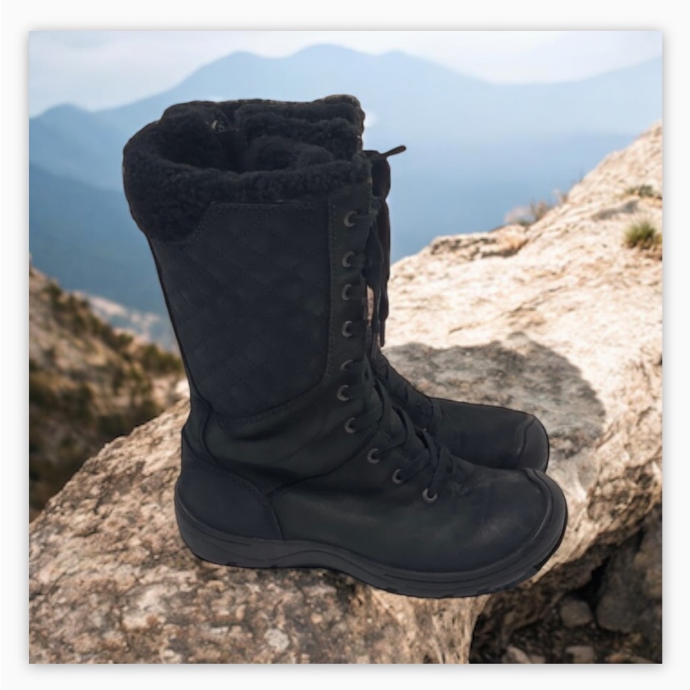 Keen Waterproof Winter boot -EUC -Sz 6 ☀️ - Picture 2 of 10